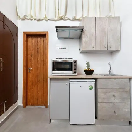 Emerald Dream House#poiessa, Medieval Town Apartment Rhodes City