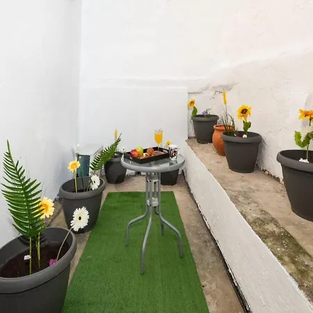 Emerald Dream House#poiessa, Medieval Town Apartment Rhodes City