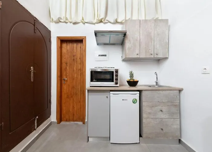 Emerald Dream House#poiessa, Medieval Town Apartment Rhodes City
