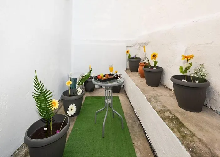 Emerald Dream House#poiessa, Medieval Town Apartment Rhodes City